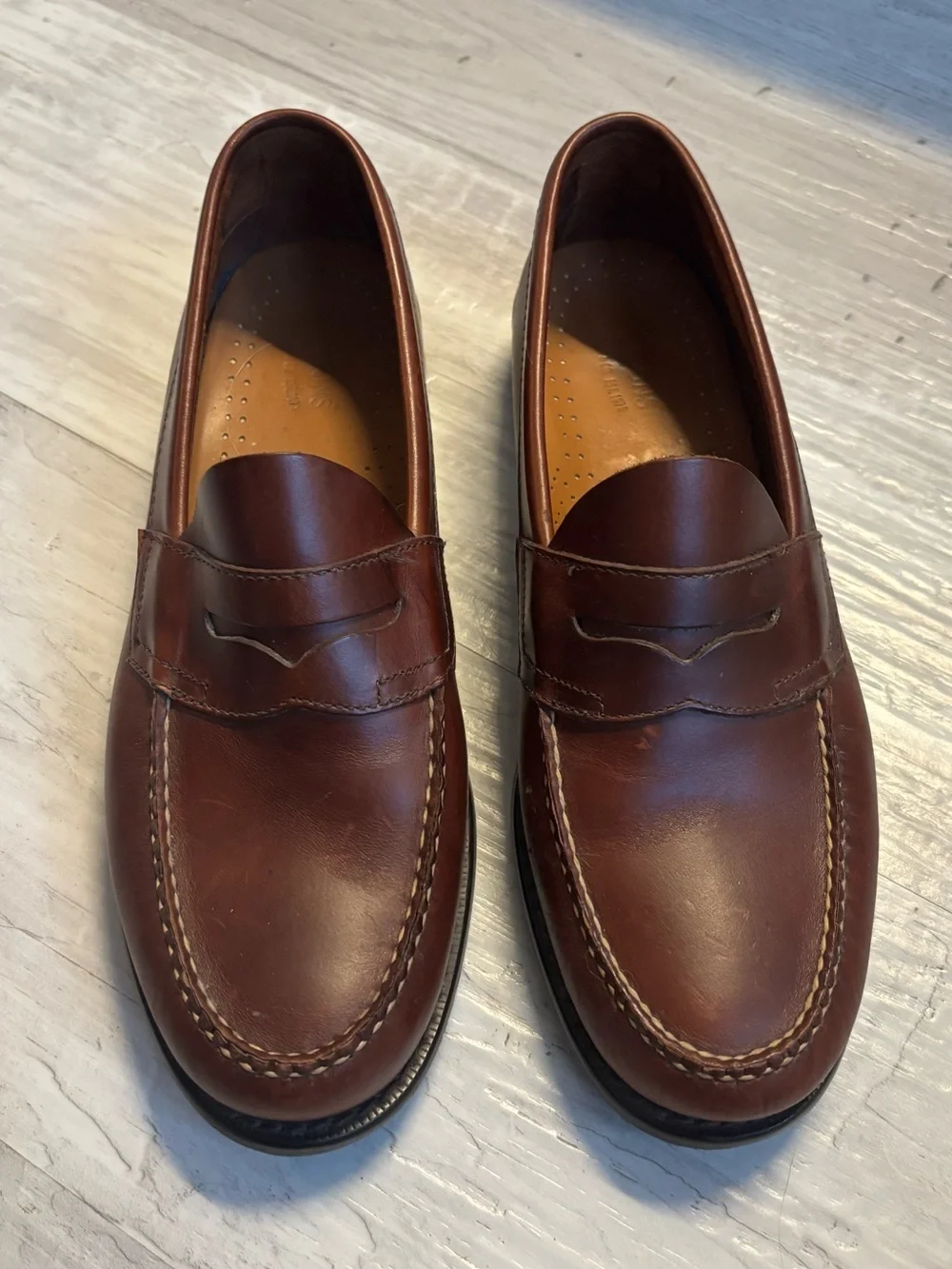 G.H. Bass & Co. Vintage Weejun Brown Leather Penny Loafers Men’s Size 9